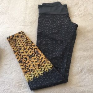 Onzie grey/yellow leggings , S